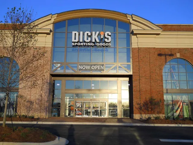 DICK'S Sporting Goods