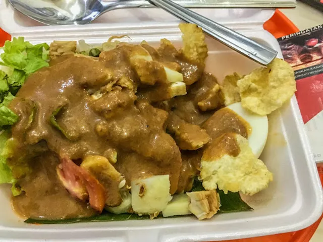 Gado-Gado Bu Hartin