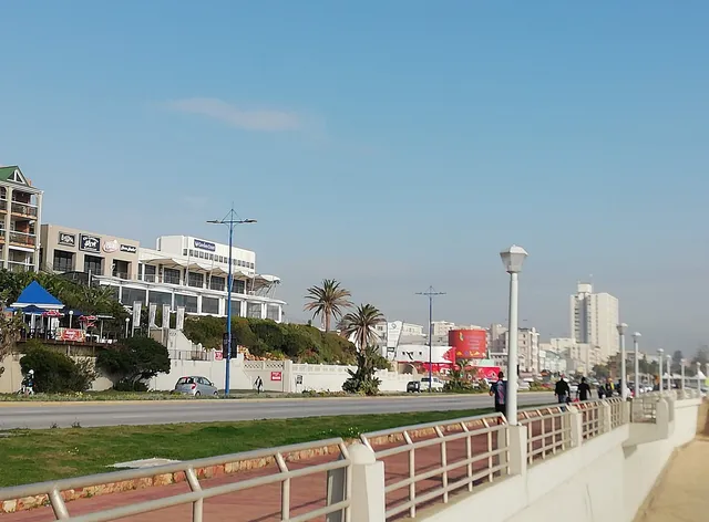 Ikhayalam Lodge & Tours