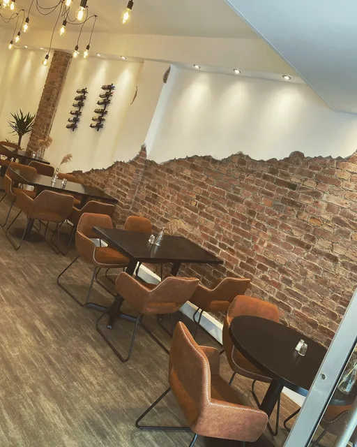 Joe´s - Café, Lunch, Bar