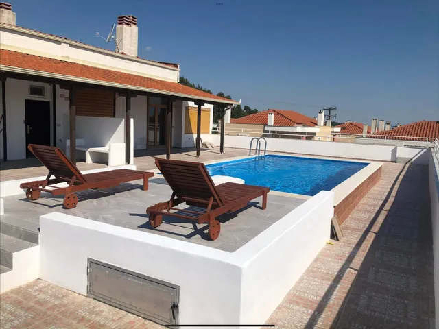 Kriopigi dimis and efis