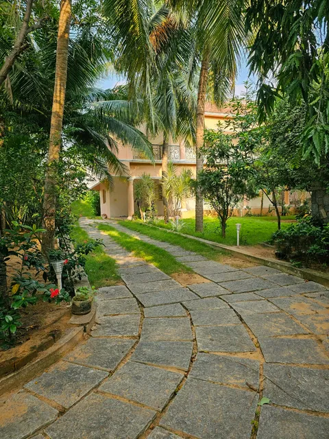 ECR Sapphire Beach House