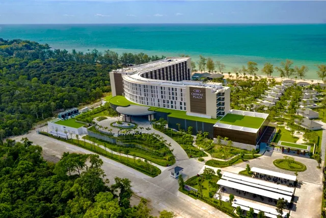 Crowne Plaza Phu Quoc Starbay by IHG