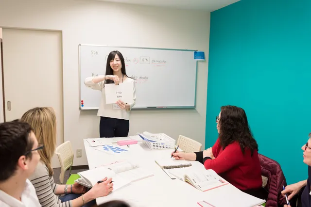 Coto Japanese Club Azabu Juban - Japanese Language School