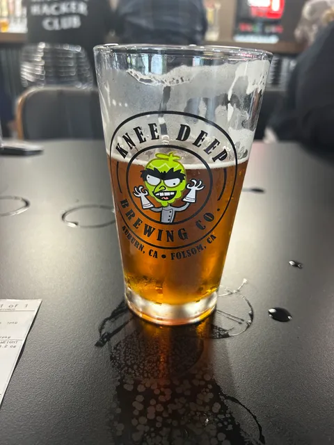 Knee Deep Taphouse and Grill