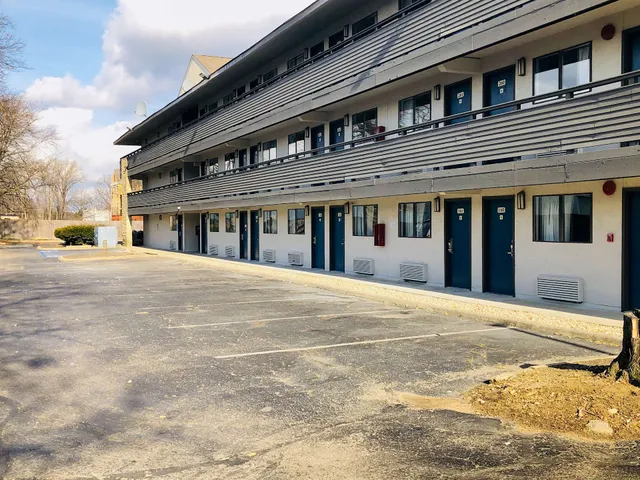 Studio 6 Columbus, OH - Quarter Horse