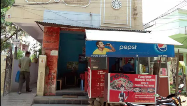 Food Stop - Momo Venue