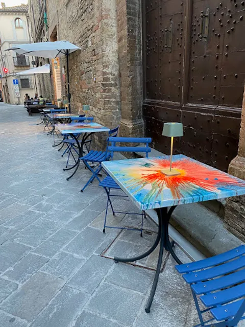 Le Barbatelle Wine Bar: Enoteca e Osteria