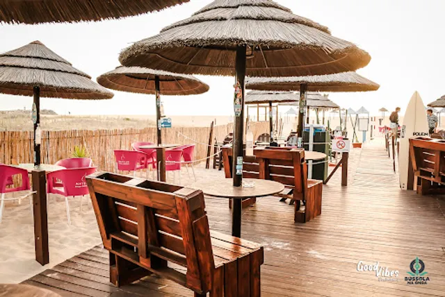 Restaurante Bússola na onda