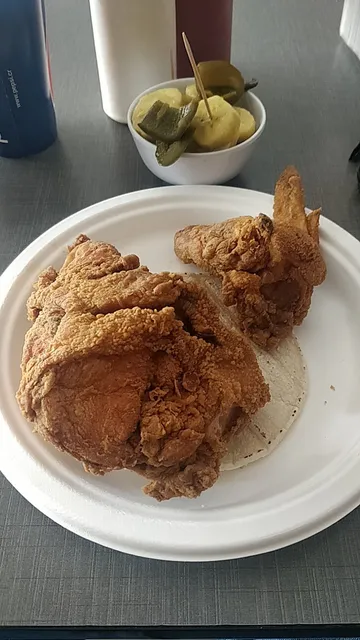 Pollos Raymi • Belén