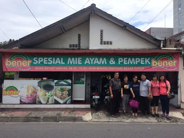 Pempek & Mie Ayam bener