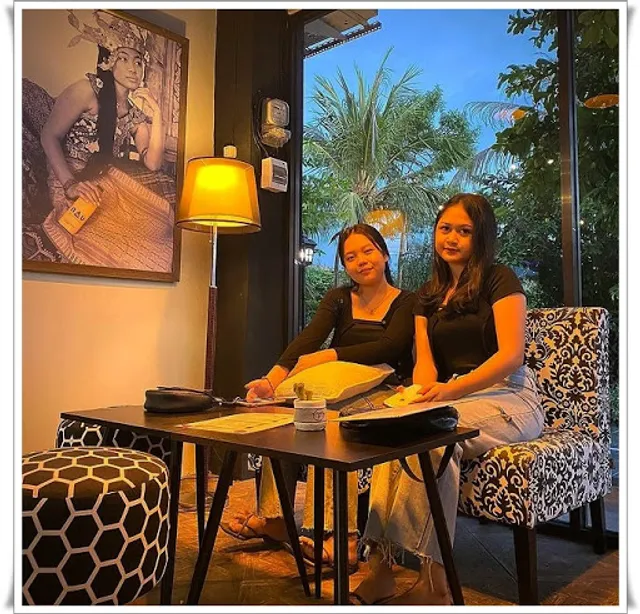 Kedai Kopi Nau Surapati