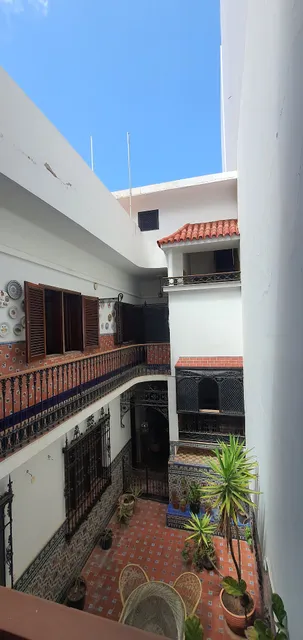 Casa Andrea León y Castillo