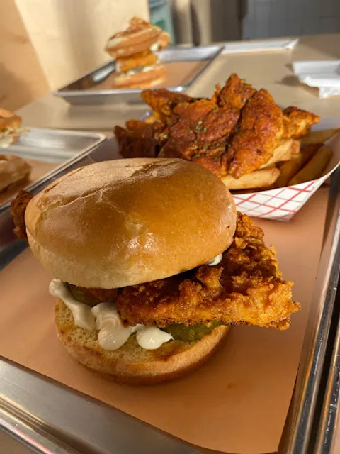 Cluck Clucks Chicken