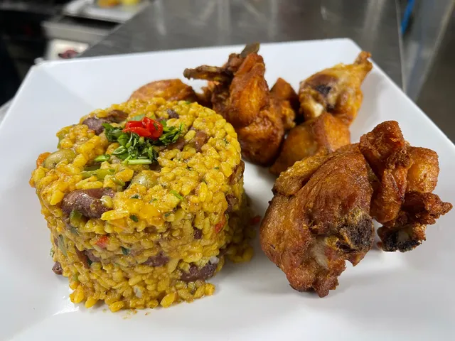 Pitipuá - Comida Criolla en Cupey