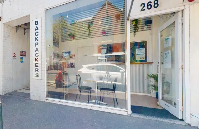 Adelaide Backpackers and Travellers Inn