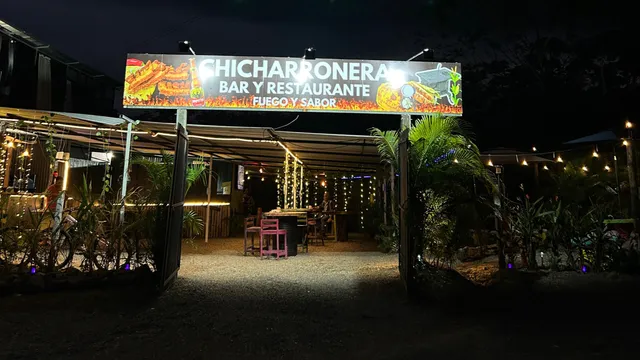 Chicharronera Bar Restaurante Fuego y Sabor