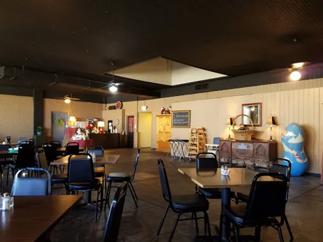 Basketcase Cafe' & Catering