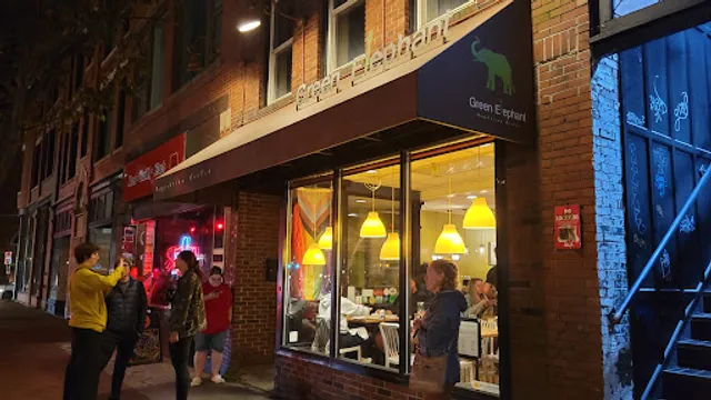 Green Elephant Vegetarian Bistro
