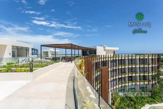 Mistiq Gardens Tulum