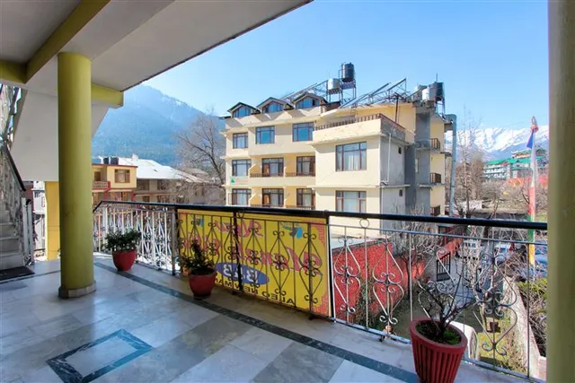 New Manali Villa