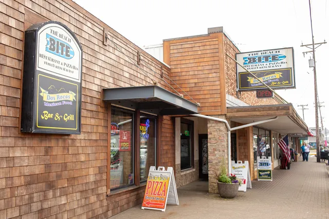 The Beach Bite & Dos Rocas