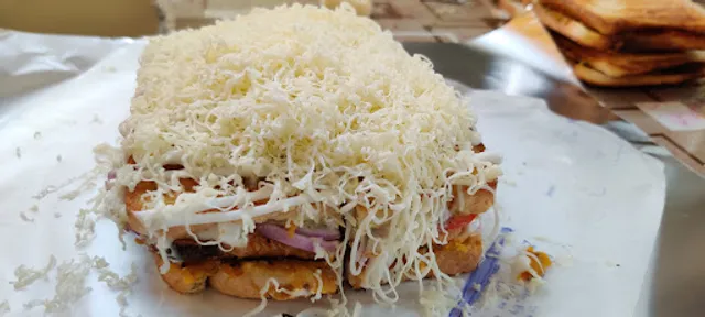 Mama Mami fast food corner