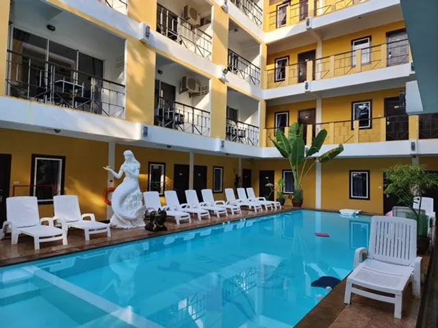 Guyana Saikaew กายาน่า ทรายแก้ว