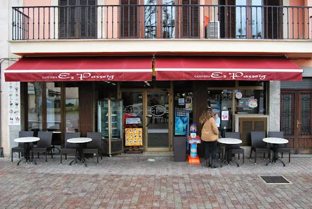 Es Passeig