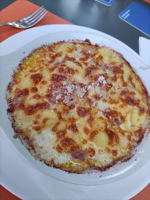 Restaurant Pizzeria Due Maestri GmbH