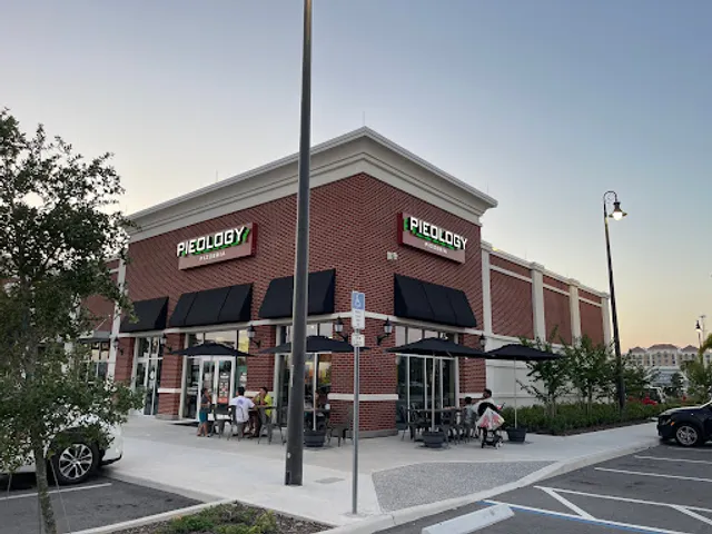 Pieology at Flamingo Crossings Town Center