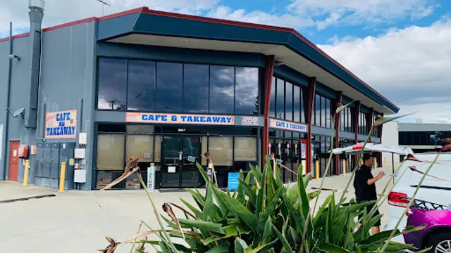 Noddys Cafe & Takeaway