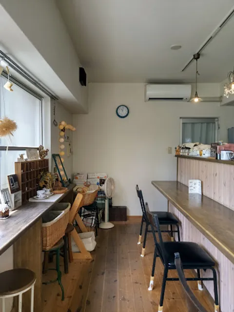 GURI & GURA Cafe
