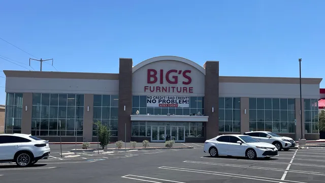Big's Furniture