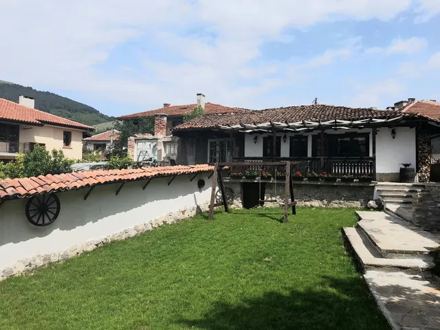 Къща за гости - Абаджиевата къща