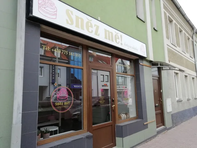 La cukrárna - Sněz mě