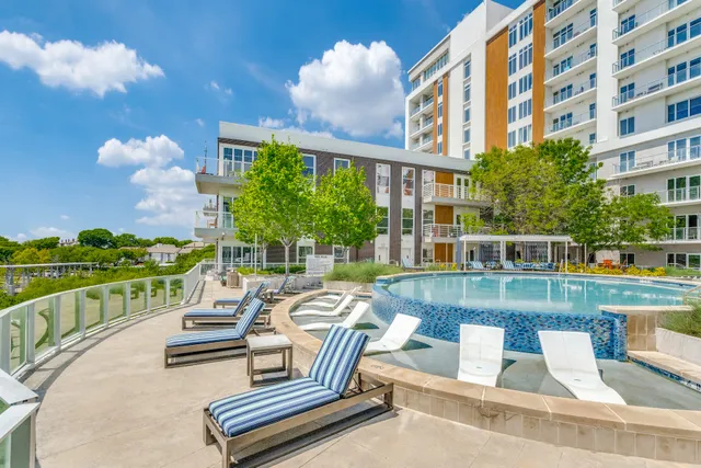 Fiori on Vitruvian Park