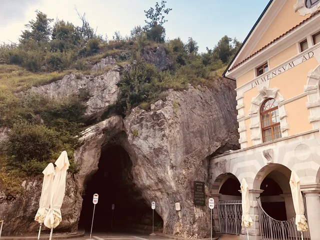 Postojna Cave Parking