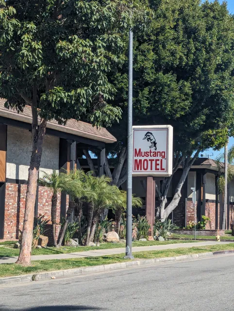Mustang Motel