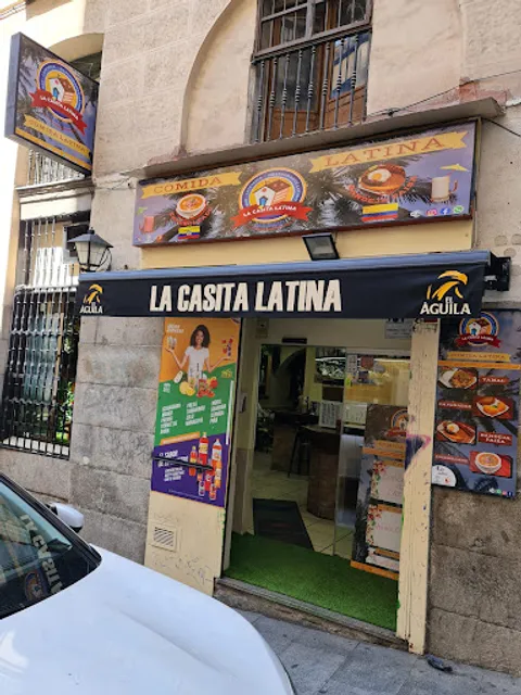 La casita latina