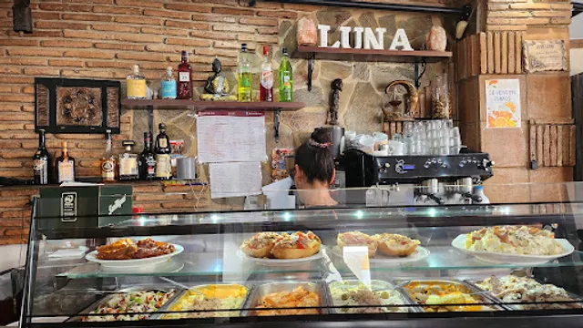 Café Bar Luna