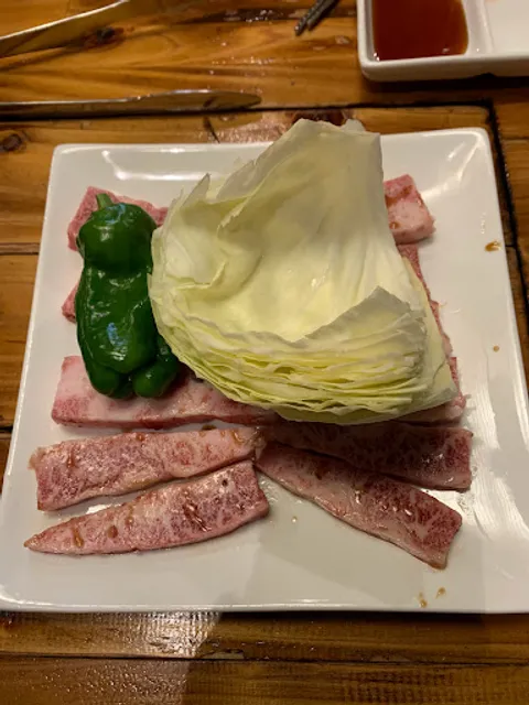 炭火焼肉 梨苑