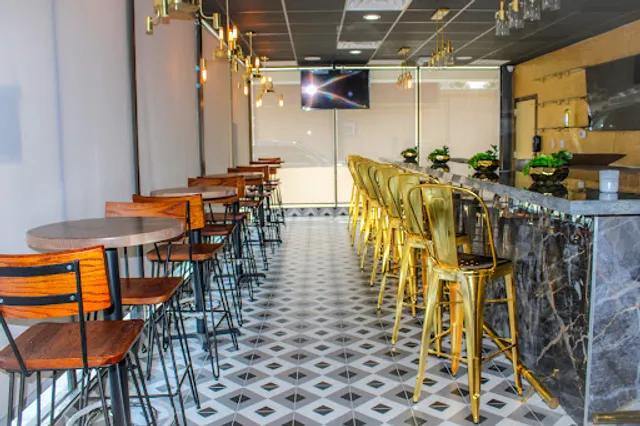 Esther's Cajun Café & Soul Food