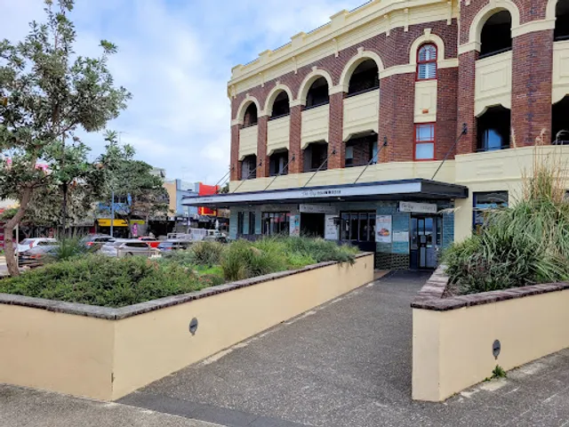 The Bay Hotel and Diner