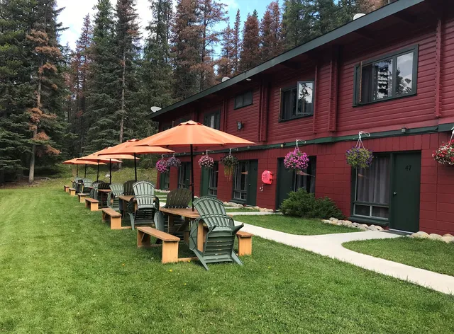 Miette Hot Spring Bungalows
