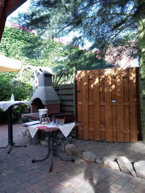 Kummersdorfer Krug - Henrik Habel