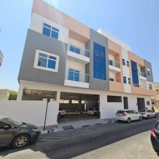 Abu Hail Star Residence (Home Stay)