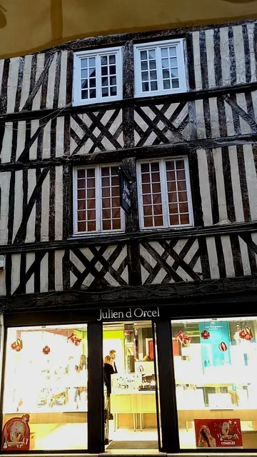 JULIEN D'ORCEL ROUEN