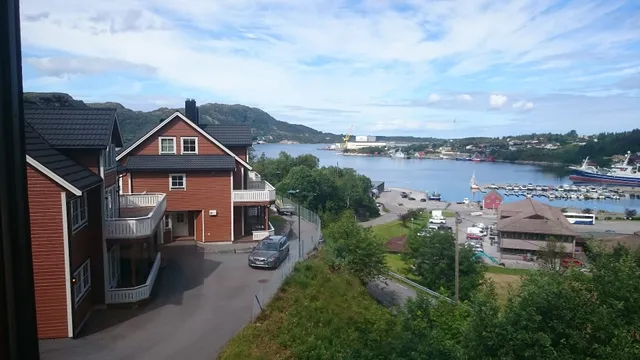 Midsund Gjestestove og Overnatting