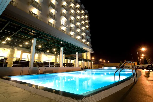 Sintesa Peninsula Hotel Manado